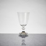 607446 Wine glass